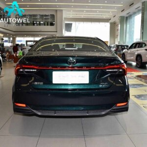 FAW Toyota Avalon 2.0L hybrid sedan