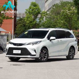 FAW Toyota Grevia 2.5L Luxury Edition