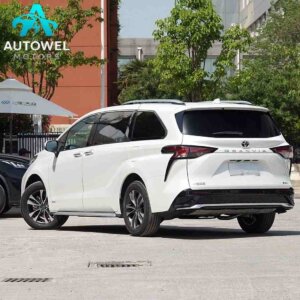 FAW Toyota Grevia 2.5L Luxury Edition