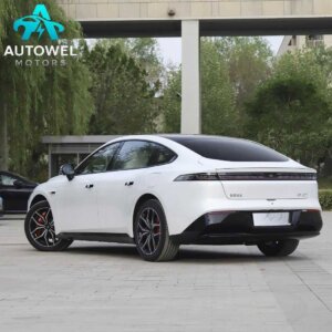 Dongfeng eπ007 2025 Pure Electric 565 4WD Max Navigation Edition