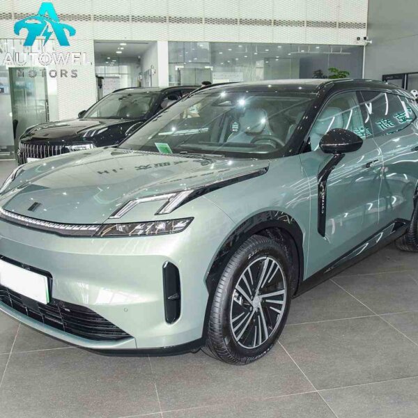 Lynk & Co 08 EM - P 245km Ultra - Long Range Halo
