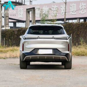 Lynk & Co 08 EM - P 120km Long Range Plus