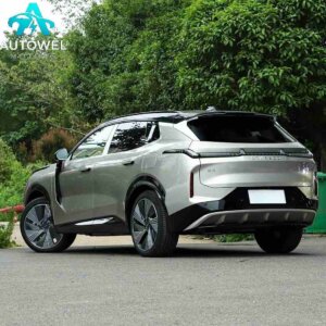 Lynk & Co 08 EM-P 220km AWD Performance Halo