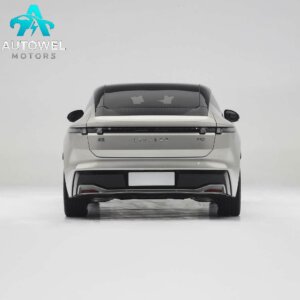 Lynk&Co Z10 702公里全部 - 车轮驱动智能驾驶Ultra