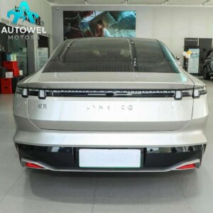 Lynk&Co Z10 702公里全部 - 轮驱动光环