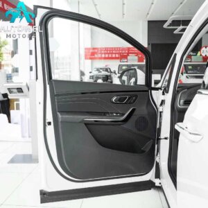 SAIC Maxus D9 Long Range Executive 7 - Seater Edition
