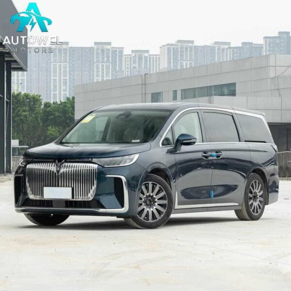 Voyah Dreamer EV All - Wheel Drive Kunpeng Edition